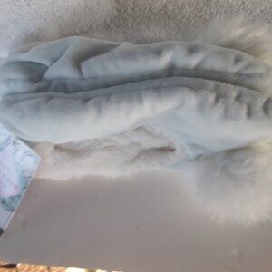 NWT Velvet Touch Slippers ladies (6/7.5) (s/m) light turquoise/white